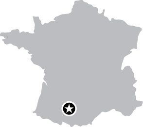 image with no caption